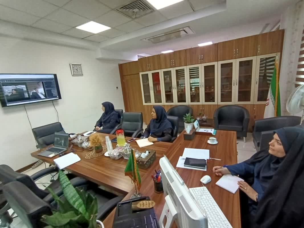 نشستی وبیناری با حضور مشاور وزیر در امور جوانان و نخبگان و جمعی از کارکنان مستعد و متخصص وزارت جهاد کشاورزی برگزار شد. 