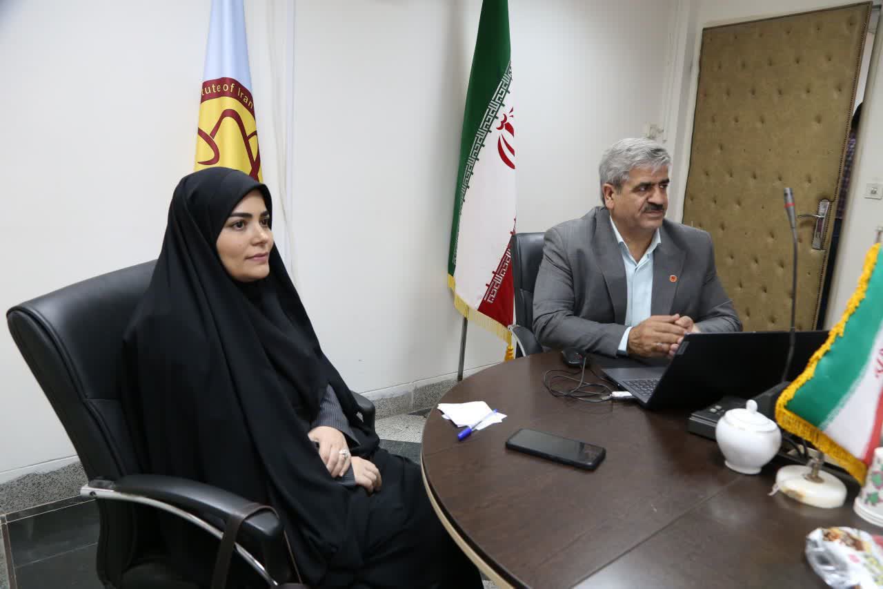 تأکید مشاور وزیر جهاد کشاورزی بر همگرایی علم، نخبگان و صنعت در حوزه دام