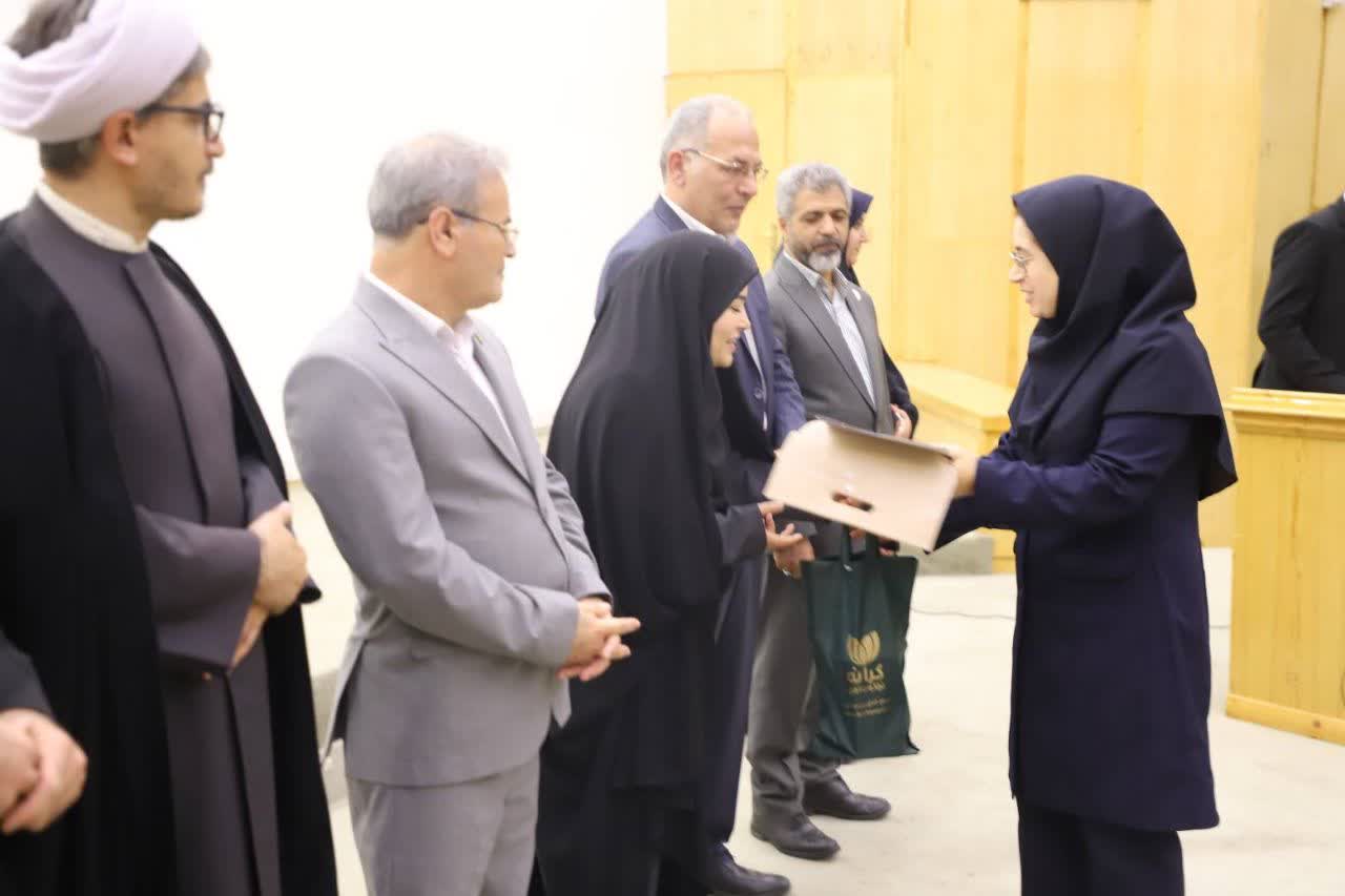 تجلیل از نمایندگان برتر، کنشگران فعال و نوآوران جوان بخش کشاورزی